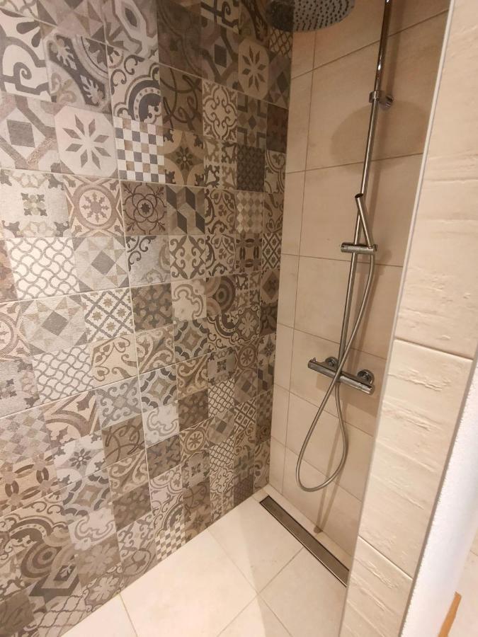 שאמוני Appartement Shangrila מראה חיצוני תמונה